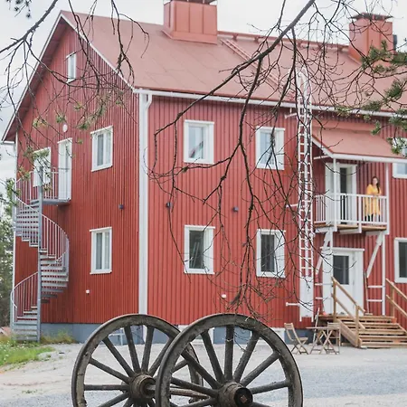 Pensionat & Caravan Lehtiniemi - Posio