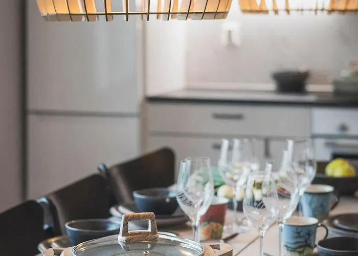 & Caravan Lehtiniemi - Pensión *